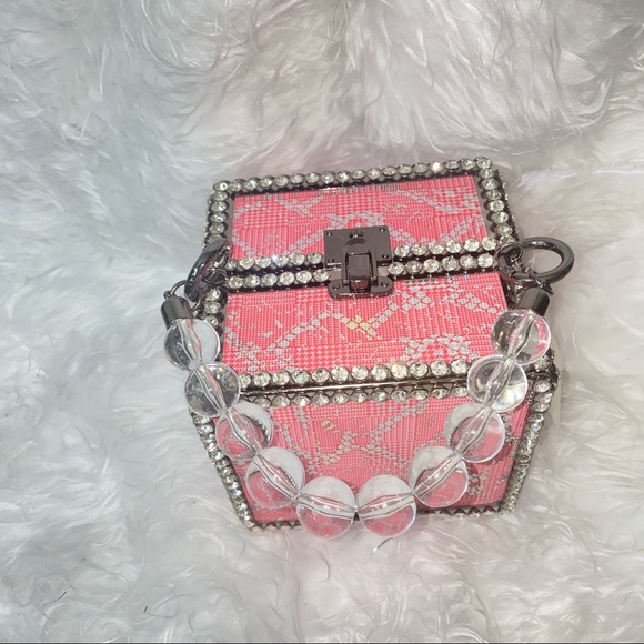 Cube Purse - Picture 5 of 12